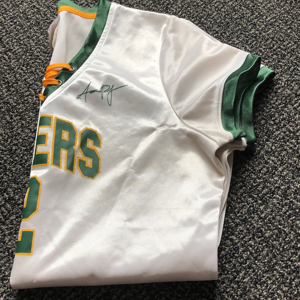 Aaron Rodger women’s packer jersey - Picture 2 of 3